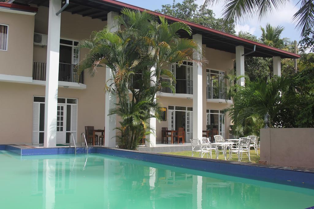 Grand 7 Hotel Thalawathugoda Talawatugoda Esterno foto