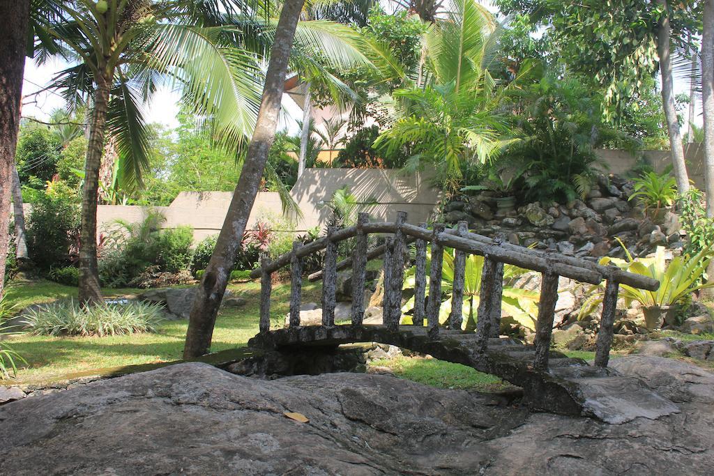 Grand 7 Hotel Thalawathugoda Talawatugoda Esterno foto
